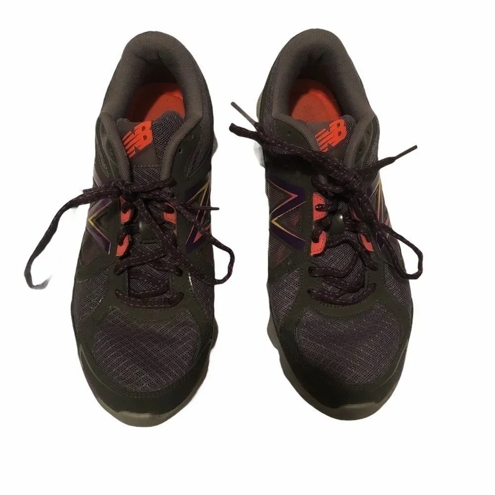 NEW BALANCE 750V3 Athletic Running Shoes Size 9 - NEW CONDITION
